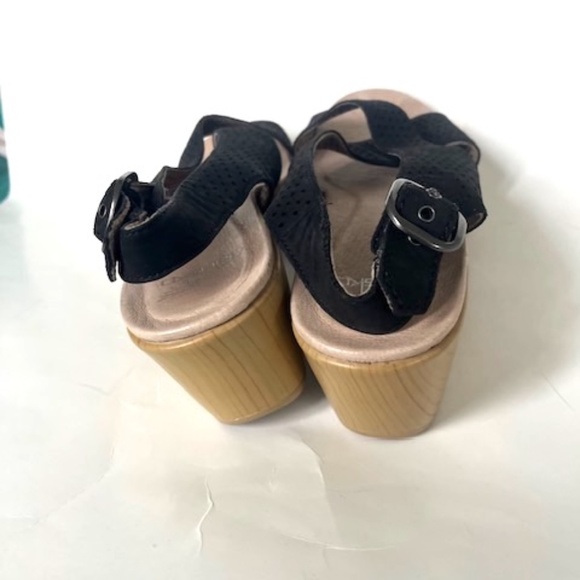 Dansko Jacinda Platform Black Perforated Nubuck Slingback Sandal 38 - Picture 5 of 8